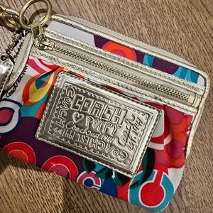 Coach Poppy Zip wristlet